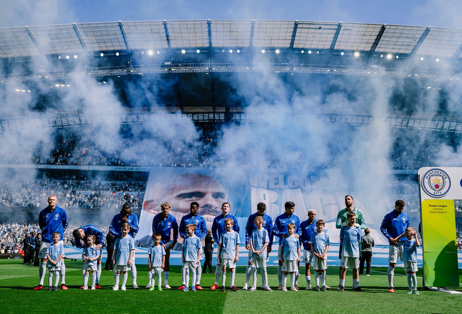 Manchester City Team photo experience